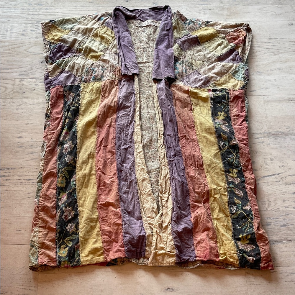 Magnolia Pearl Purple Floral Kimono